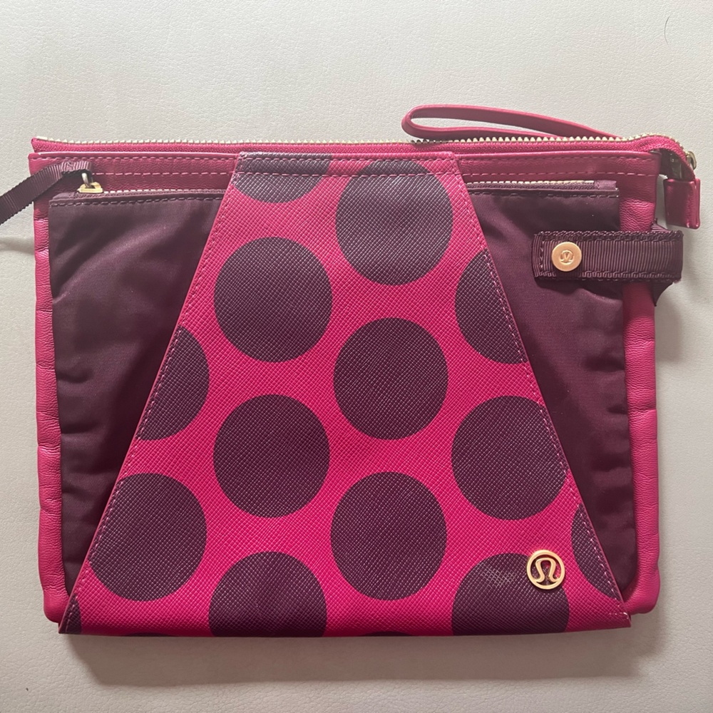 Lululemon pouch/clutch 2-in-1